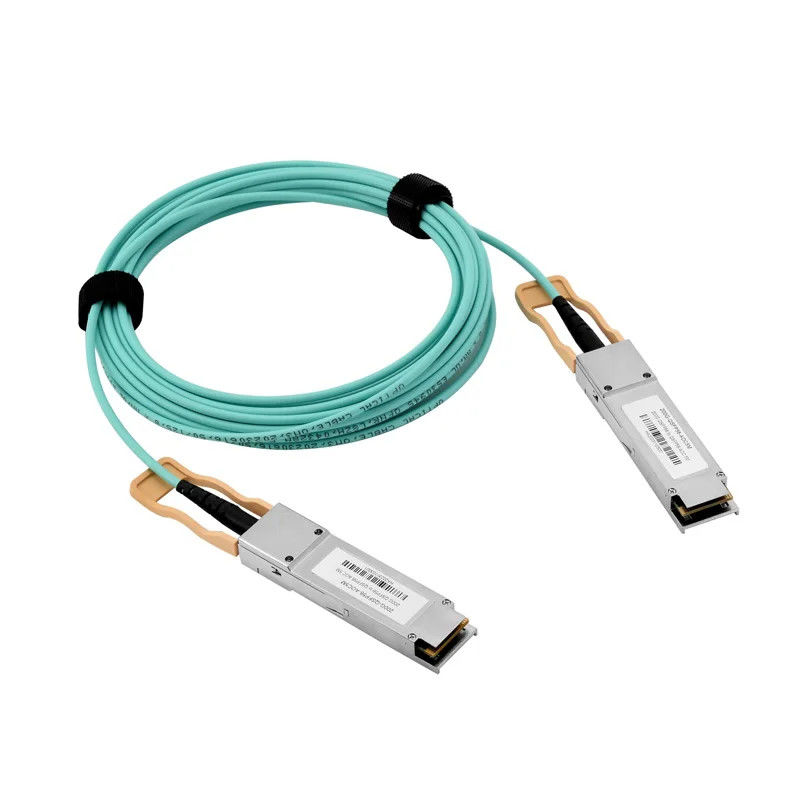 Desain Kabel Kustom Perakitan Kabel QSFP 40G Direct Attach Copper QSFP+ 4*10G 1M 3M 5M 7M Kabel Breakout DAC Panjang yang Disesuaikan