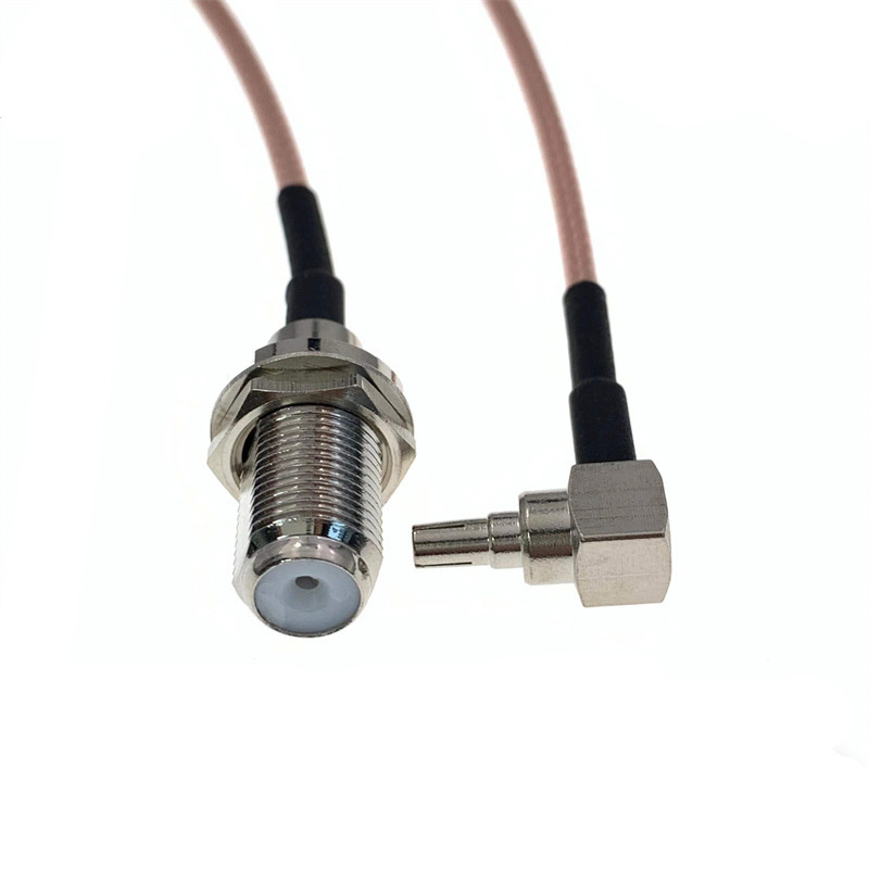 Kabel koaksial ultra-halus dengan pelindung yang unggul untuk transmisi sinyal berkecepatan tinggi, ideal untuk perangkat medis, robotika, dan aplikasi elektronik kompak